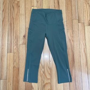 Lululemon leggings size 6 in light green